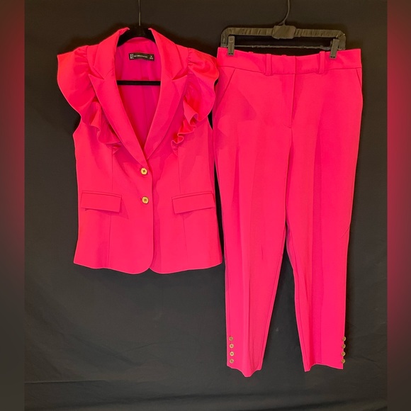 New York & Company Ruffle Sleeve Pant Suit. Fuschia SIZE M VEST . SIZE 10 PANT - Picture 6 of 12
